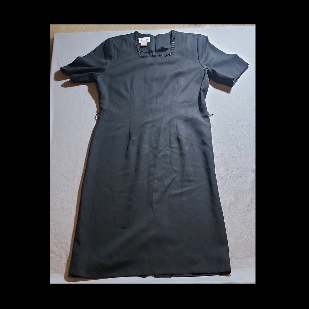 Henry Lee Black Sheath Dress Square Neck Short Sleeve Knee Length Trim Size 12